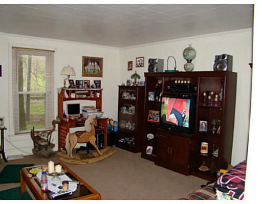 1359 Lippincott Road Urbana, OH 43078 - Photo 4 of 11