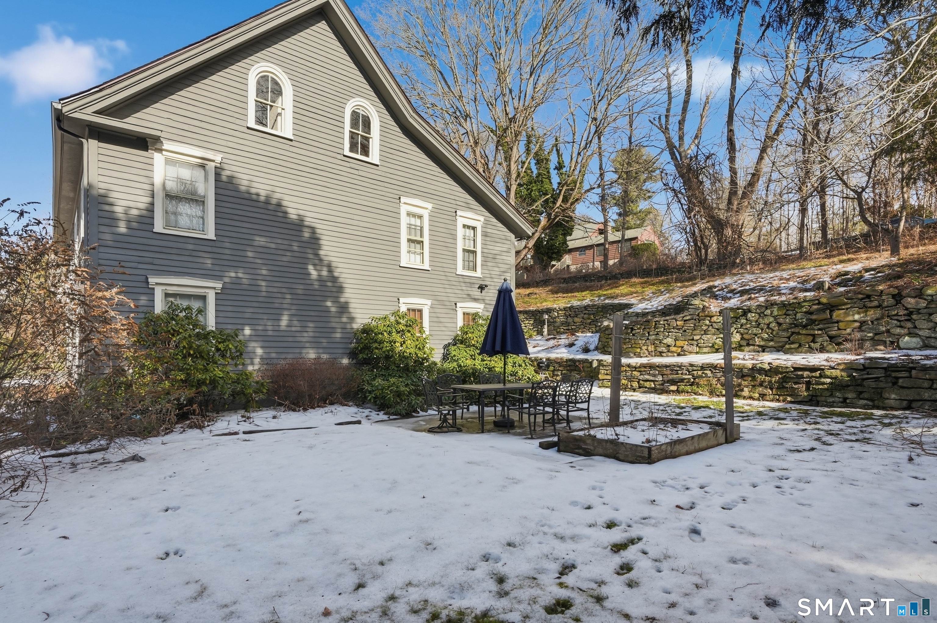 417 Washington Street Norwich, CT 06360 - Photo 40 of 40 a view of a house with a yard