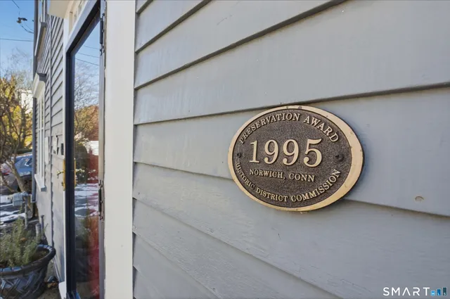 a view of sign board
