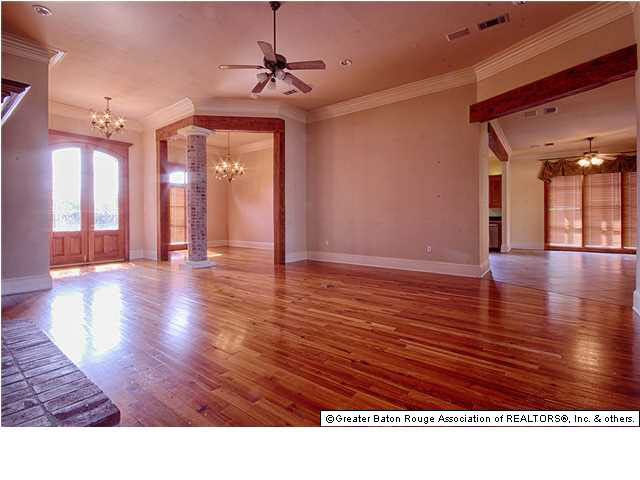 3136 Pleasant Point Boulevard Baton Rouge, LA 70810 - Photo 5 of 27 Gallery Image 5