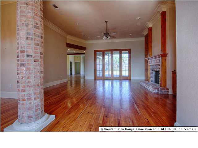 3136 Pleasant Point Boulevard Baton Rouge, LA 70810 - Photo 6 of 27 Gallery Image 6