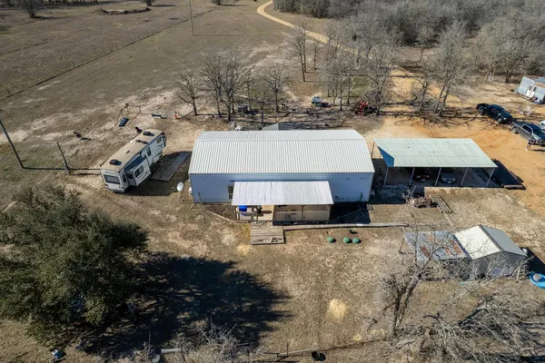 $589,000 | 1105 County Road 422, Bartlett, TX 76511
