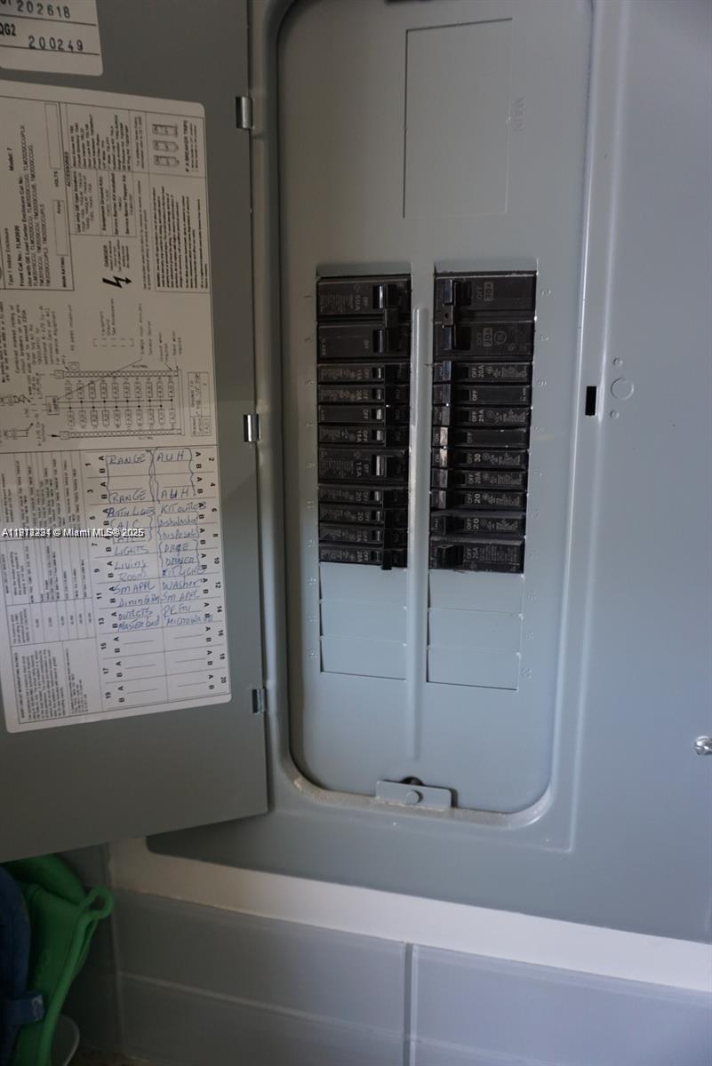 3571 Inverrary Drive, Unit 201 Lauderhill, FL 33319 - Photo 48 of 48 a bathroom with a bathtub