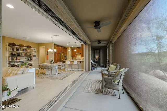 $877,500 | 10260 East White Feather Lane, Unit 1041, Scottsdale, AZ 85262