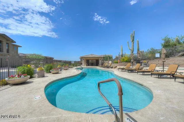 $877,500 | 10260 East White Feather Lane, Unit 1041, Scottsdale, AZ 85262