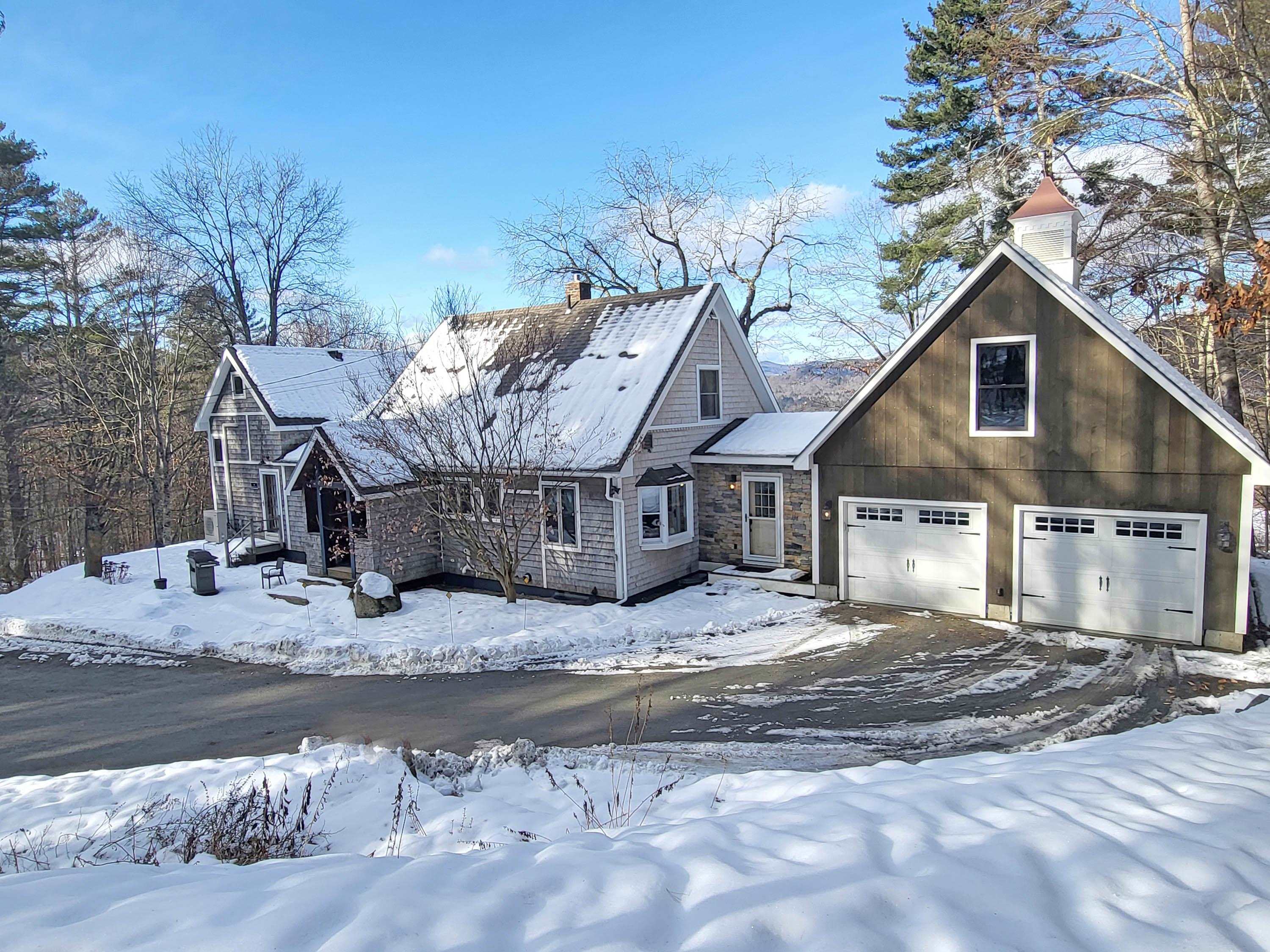 4 Robin Hill Road Townshend, VT 05353 - Photo 2 of 30
