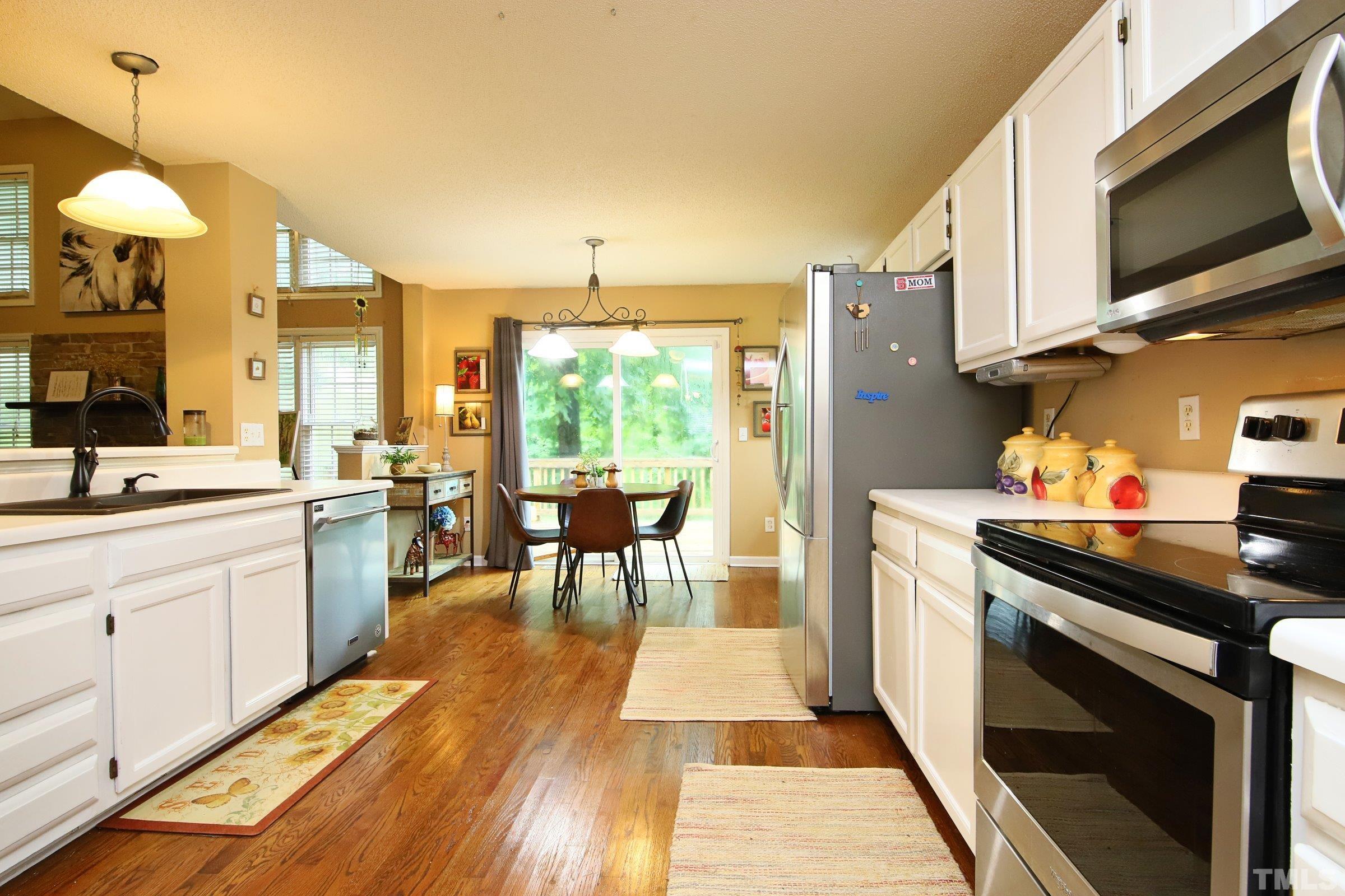 212 Rattan Bay Drive Raleigh, NC 27610 - Photo 5 of 27 Gallery Image 5