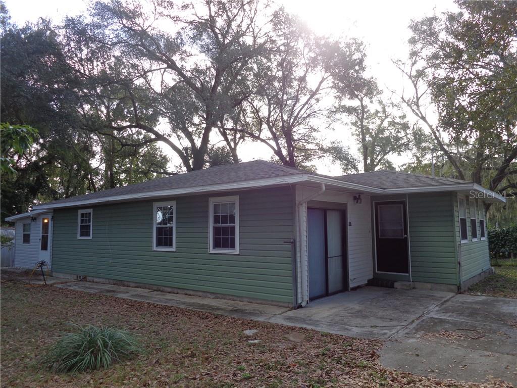 808 South Kingsway Road Seffner, FL 33584 - Photo 1 of 1 Gallery Image 1