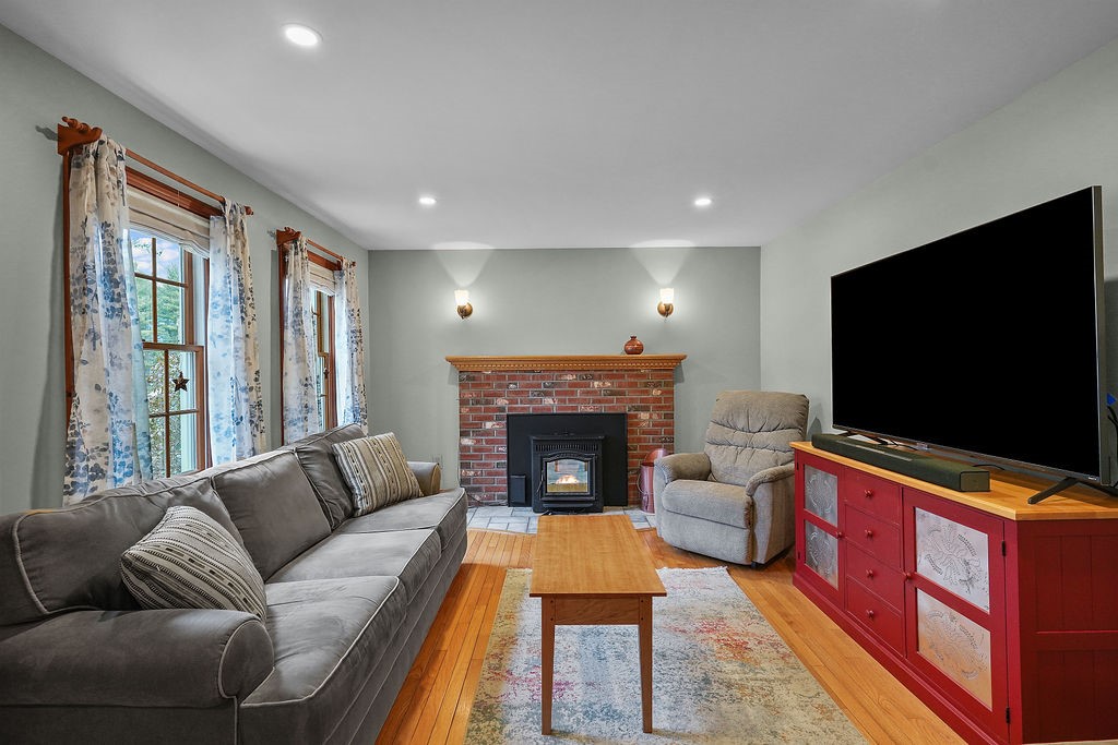45 Ross Road Burrillville, RI 02859 - Photo 19 of 40 Gallery Image 19
