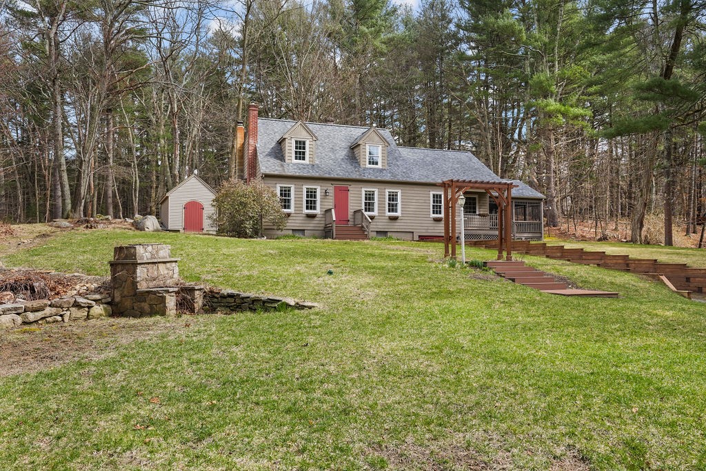45 Ross Road Burrillville, RI 02859 - Photo 2 of 40 Gallery Image 2