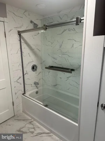 $2,500 | 525 Dorchester Avenue, Reading, PA 19609