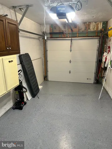 $2,500 | 525 Dorchester Avenue, Reading, PA 19609