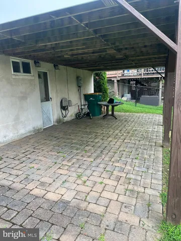 $2,500 | 525 Dorchester Avenue, Reading, PA 19609