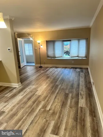 $2,500 | 525 Dorchester Avenue, Reading, PA 19609