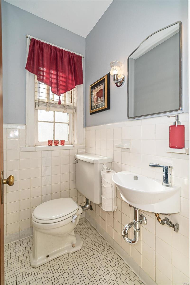 1034 St Cyr Road St. Louis, MO 63137 - Photo 16 of 52 Gallery Image 16