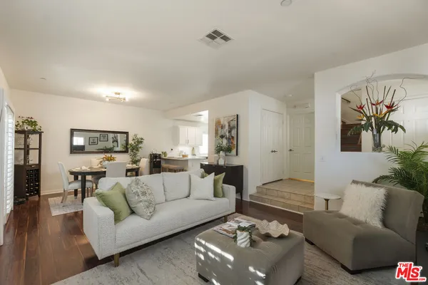 $729,000 | 15721 Cobalt Street, Unit 102, Sylmar, CA 91342