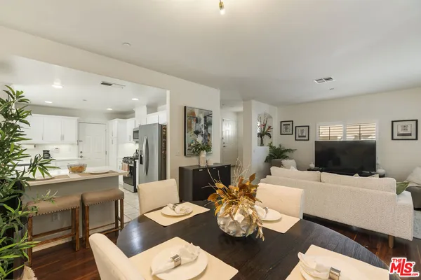$729,000 | 15721 Cobalt Street, Unit 102, Sylmar, CA 91342