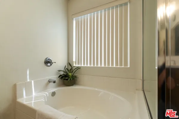 $729,000 | 15721 Cobalt Street, Unit 102, Sylmar, CA 91342