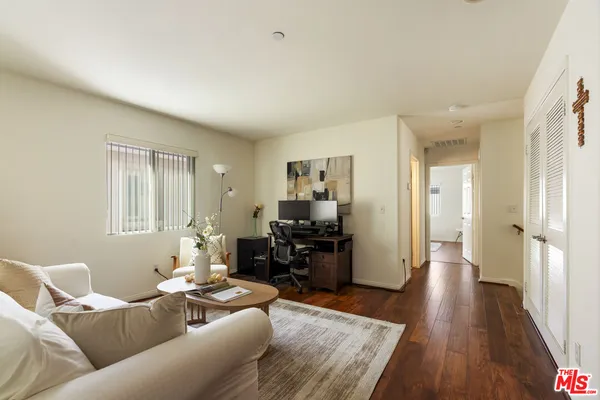$729,000 | 15721 Cobalt Street, Unit 102, Sylmar, CA 91342