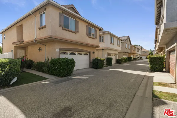 $729,000 | 15721 Cobalt Street, Unit 102, Sylmar, CA 91342