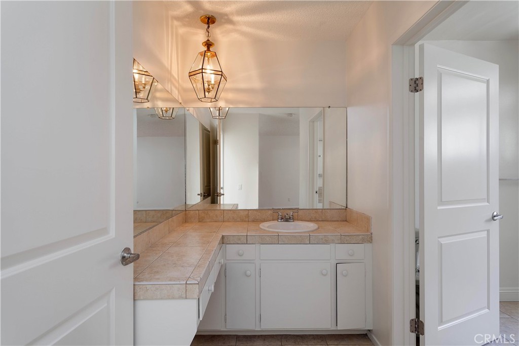 1549 Thompson Avenue Glendale, CA 91201 - Photo 20 of 33