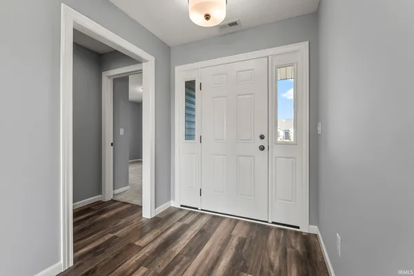 $369,900 | 13927 Ascari Cove, Fort Wayne, IN 46818