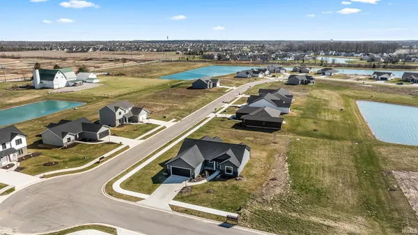 $369,900 | 13927 Ascari Cove, Fort Wayne, IN 46818
