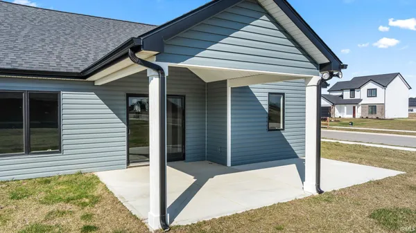 $369,900 | 13927 Ascari Cove, Fort Wayne, IN 46818