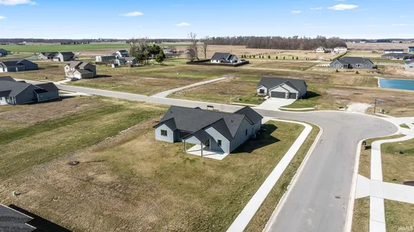 $369,900 | 13927 Ascari Cove, Fort Wayne, IN 46818