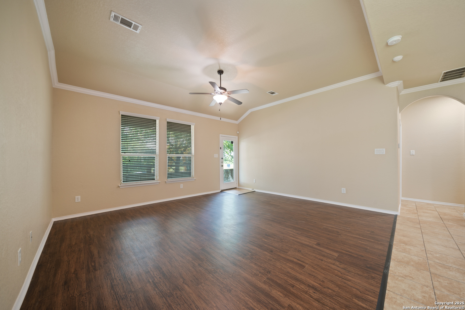 417 Cattle Run Cibolo, TX 78108 - Photo 7 of 29