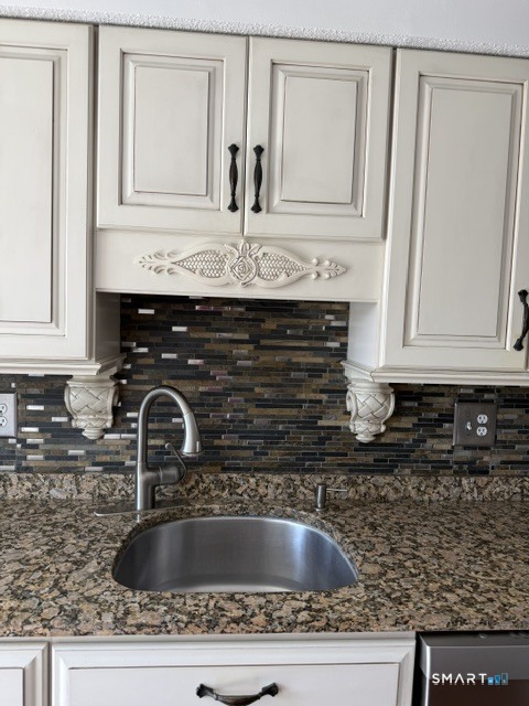 1 Avon Dale Road, Unit 1 Cromwell, CT 06416 - Photo 14 of 30