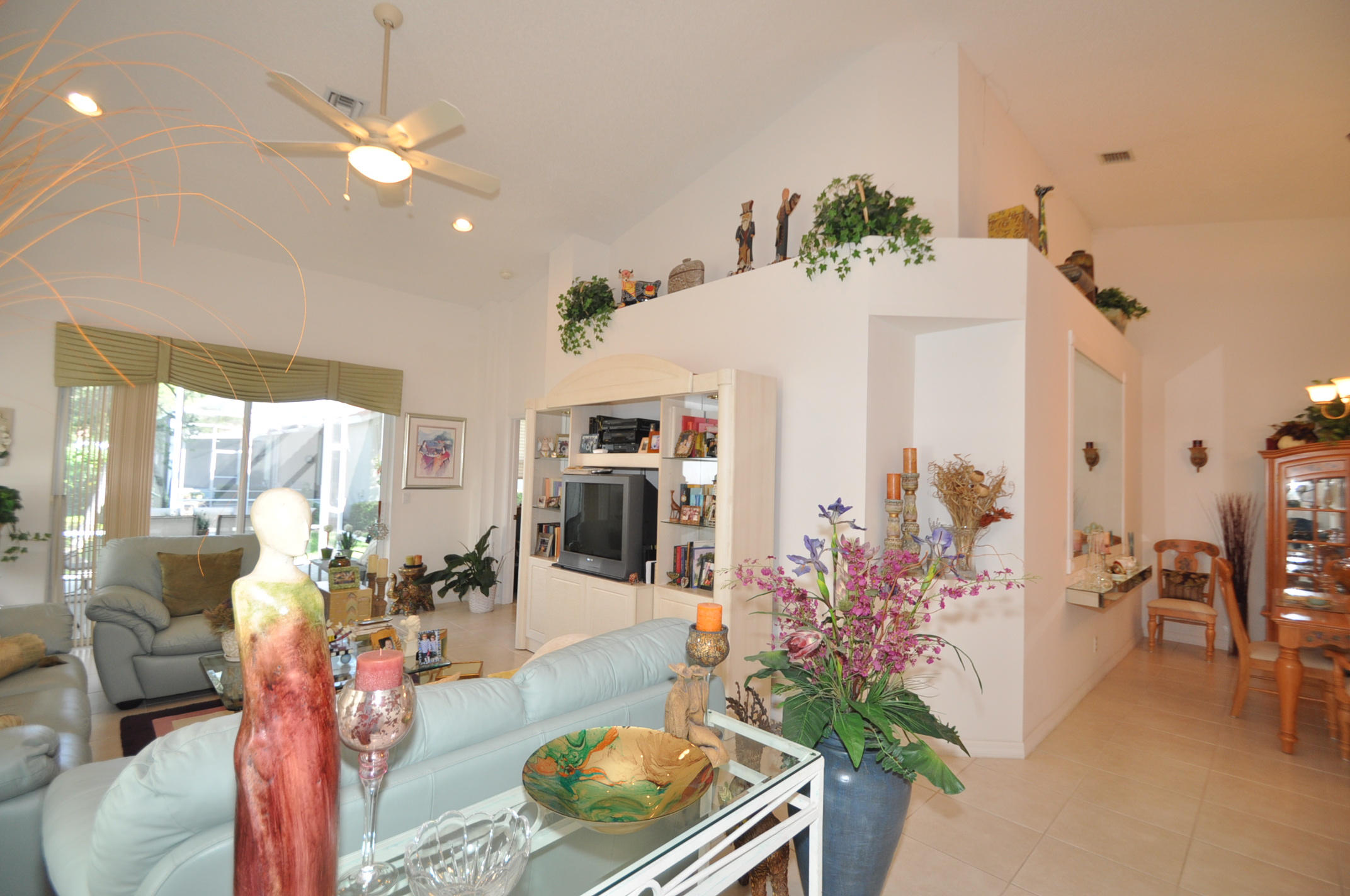 6161 Caladium Road Delray Beach, FL 33484 - Photo 3 of 28 DSC_0856