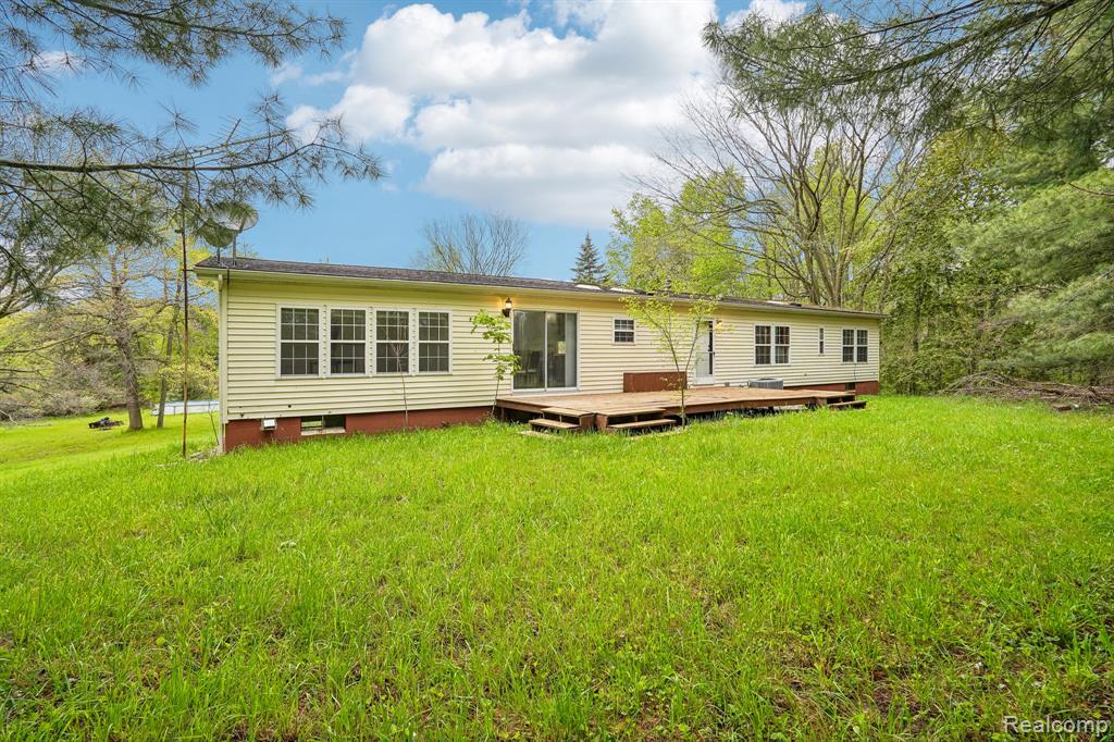 3363 North Branch Road North Branch, MI 48461 - Photo 37 of 38