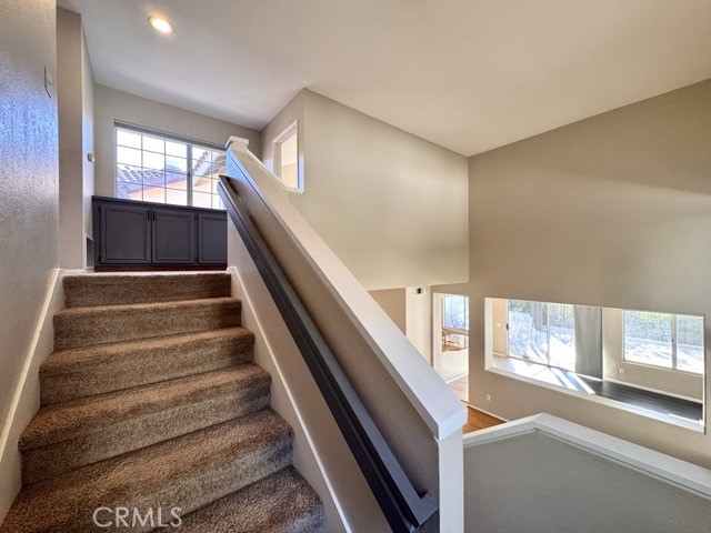 40085 Temecky Way Murrieta, CA 92562 - Photo 26 of 55 a view of entryway and hall