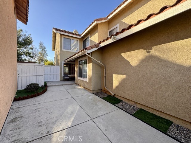 40085 Temecky Way Murrieta, CA 92562 - Photo 5 of 55 a view of a house with a street