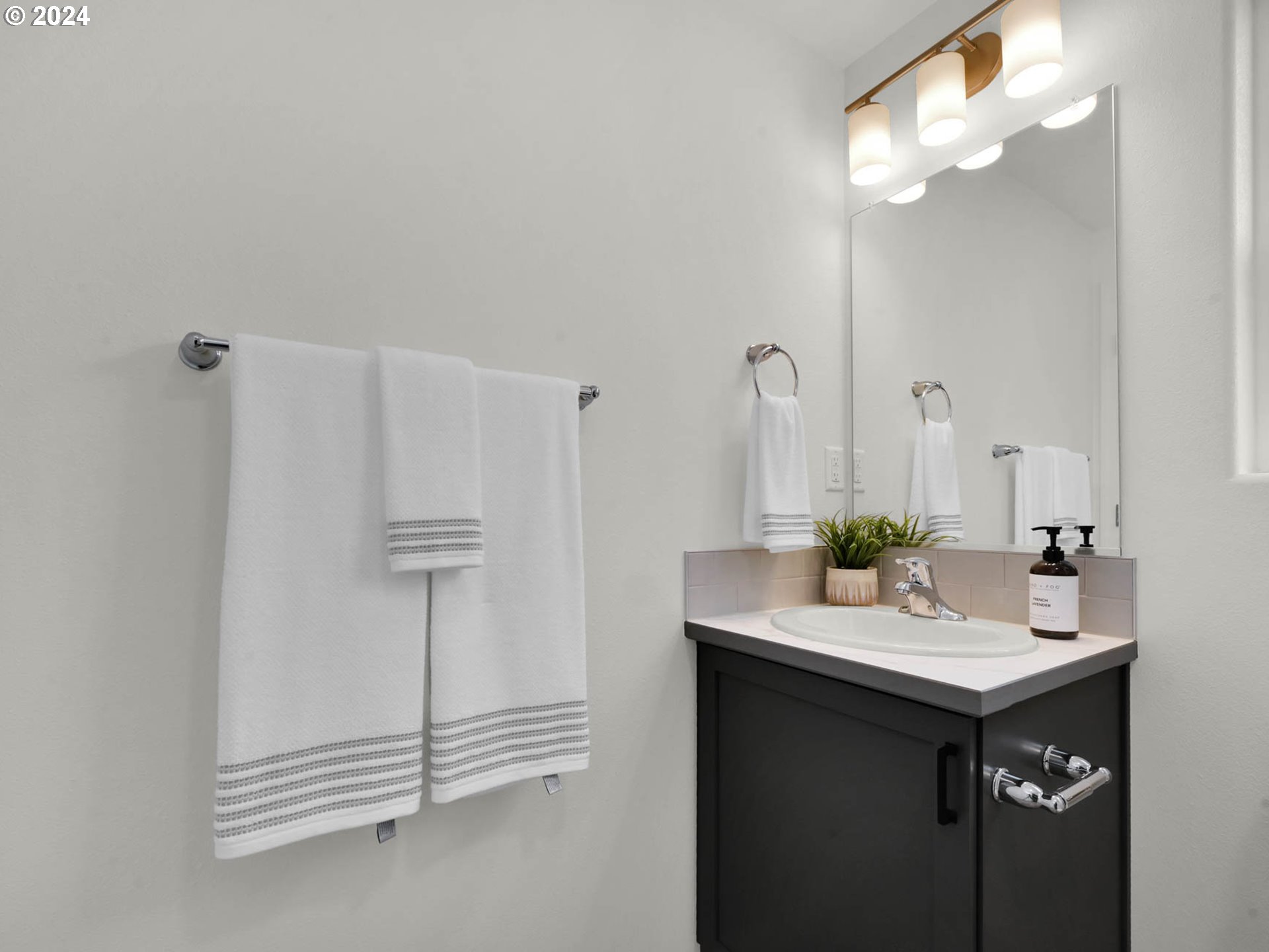 1152-1154 South 43rd Place Springfield, OR 97478 - Photo 31 of 40 Gallery Image 31