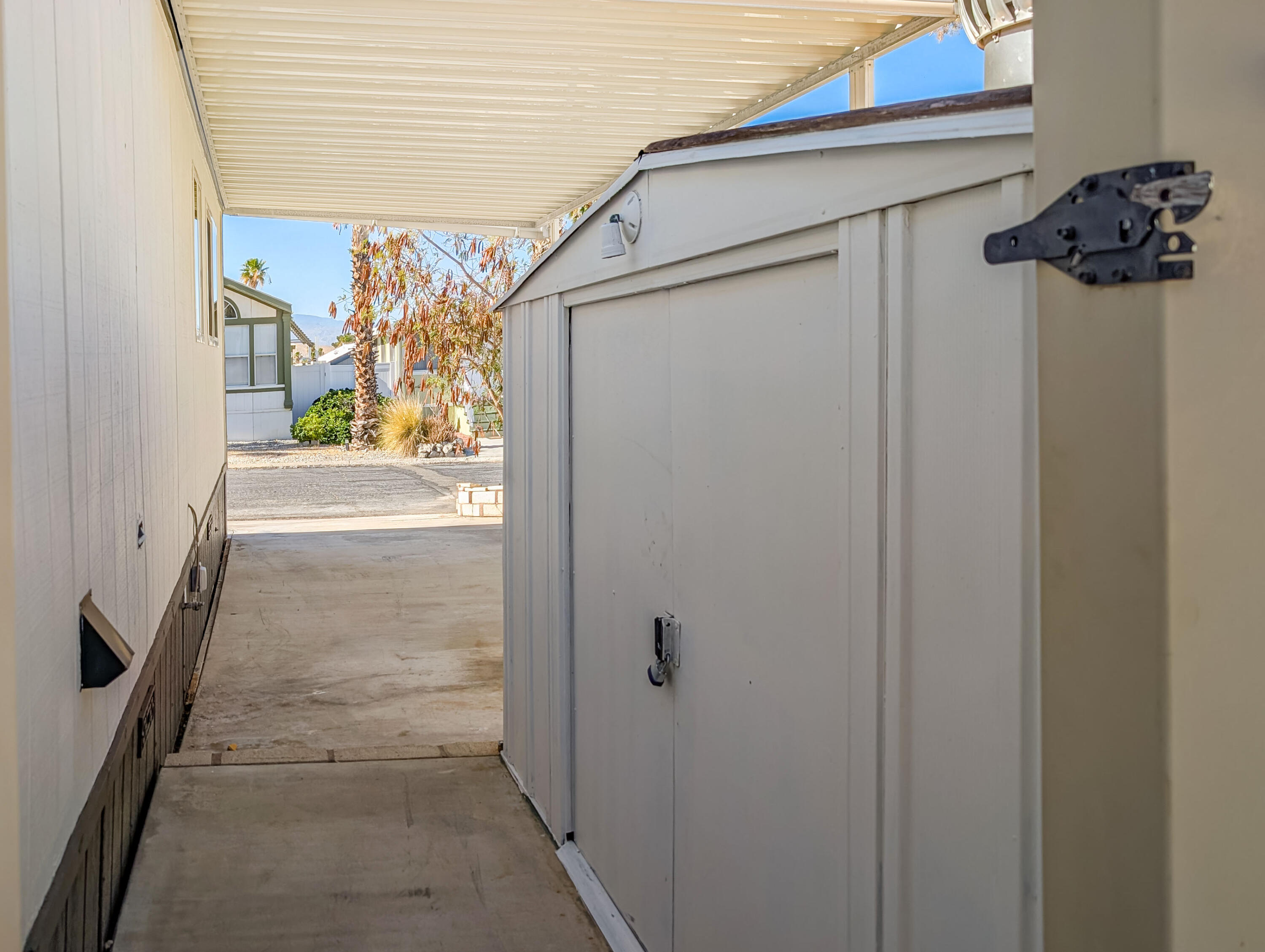 70200 Dillon Road, Unit 102 Desert Hot Springs, CA 92241 - Photo 7 of 33 7