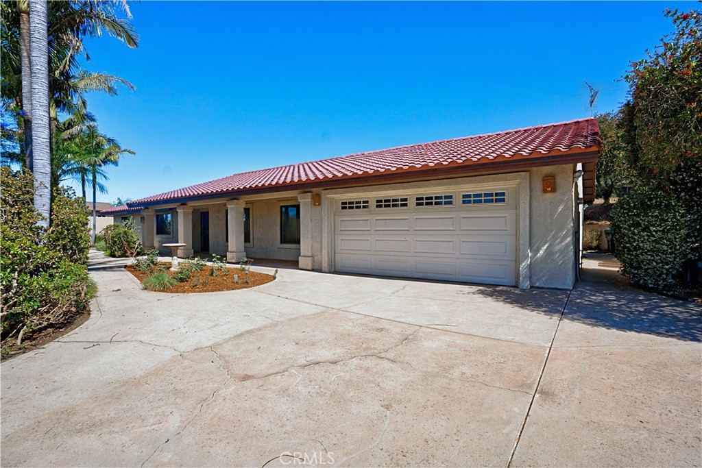 8258 Via Urner Way Bonsall, CA 92003 - Photo 1 of 49