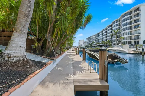$1,450,000 | 3010 Northeast 49th Street, Unit 7, Fort Lauderdale, FL 33308