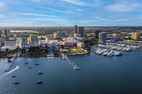 $2,100,000 | 550 Okeechobee Boulevard, Unit LPH23, West Palm Beach, FL 33401