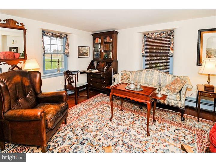 1322 Kulp Road Pottstown, PA 19465 - Photo 6 of 25 Living Room