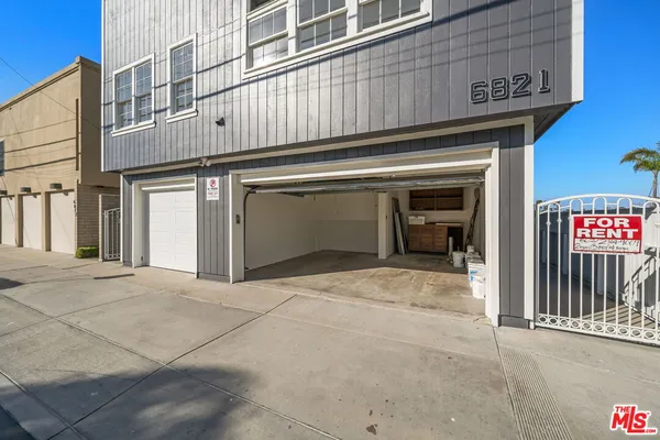 $7,499 | 6821 East Ocean Boulevard, Long Beach, CA 90803