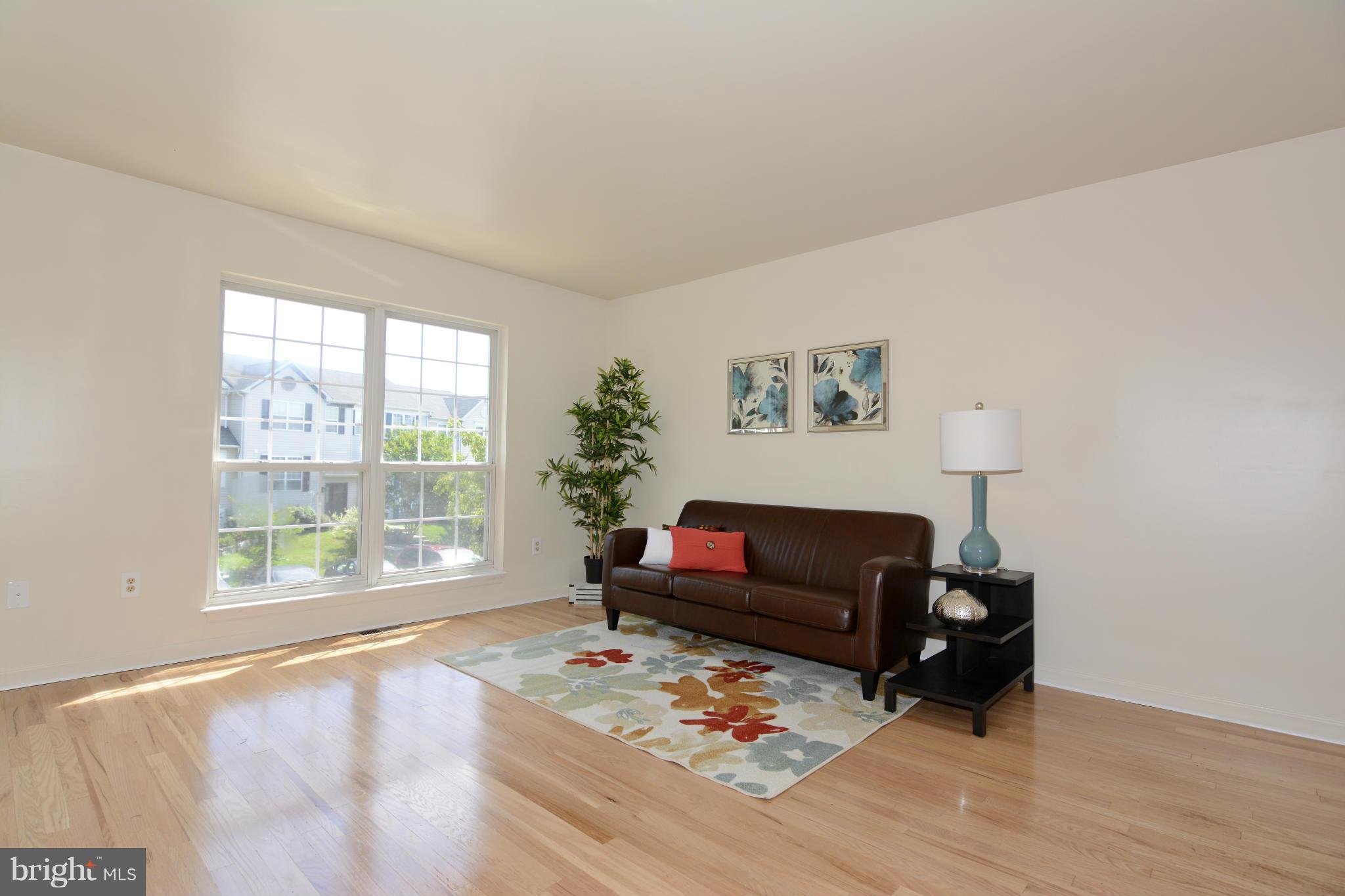 2439 Winding Ridge Road Odenton, MD 21113 - Photo 3 of 30 Living Room