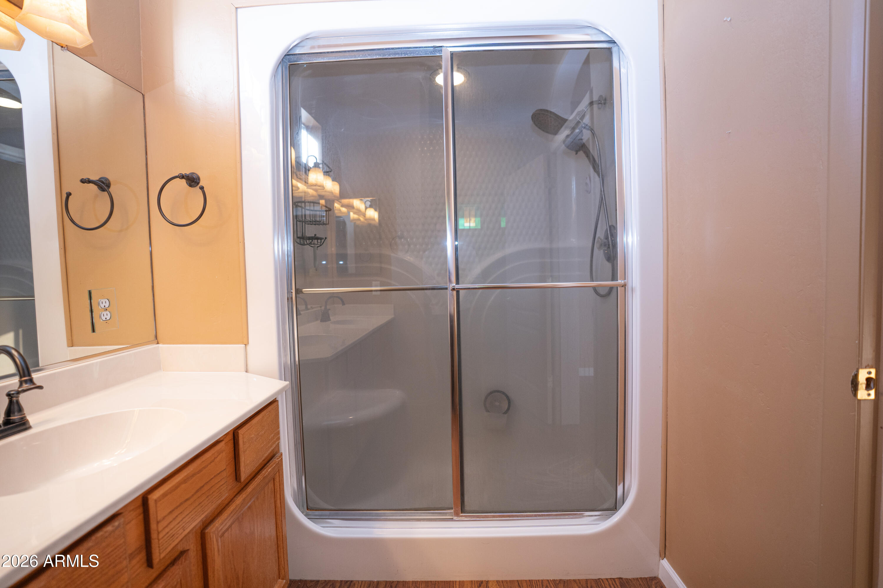 5320 Painted Desert Road Cornville, AZ 86325 - Photo 31 of 58 a bathroom with a shower