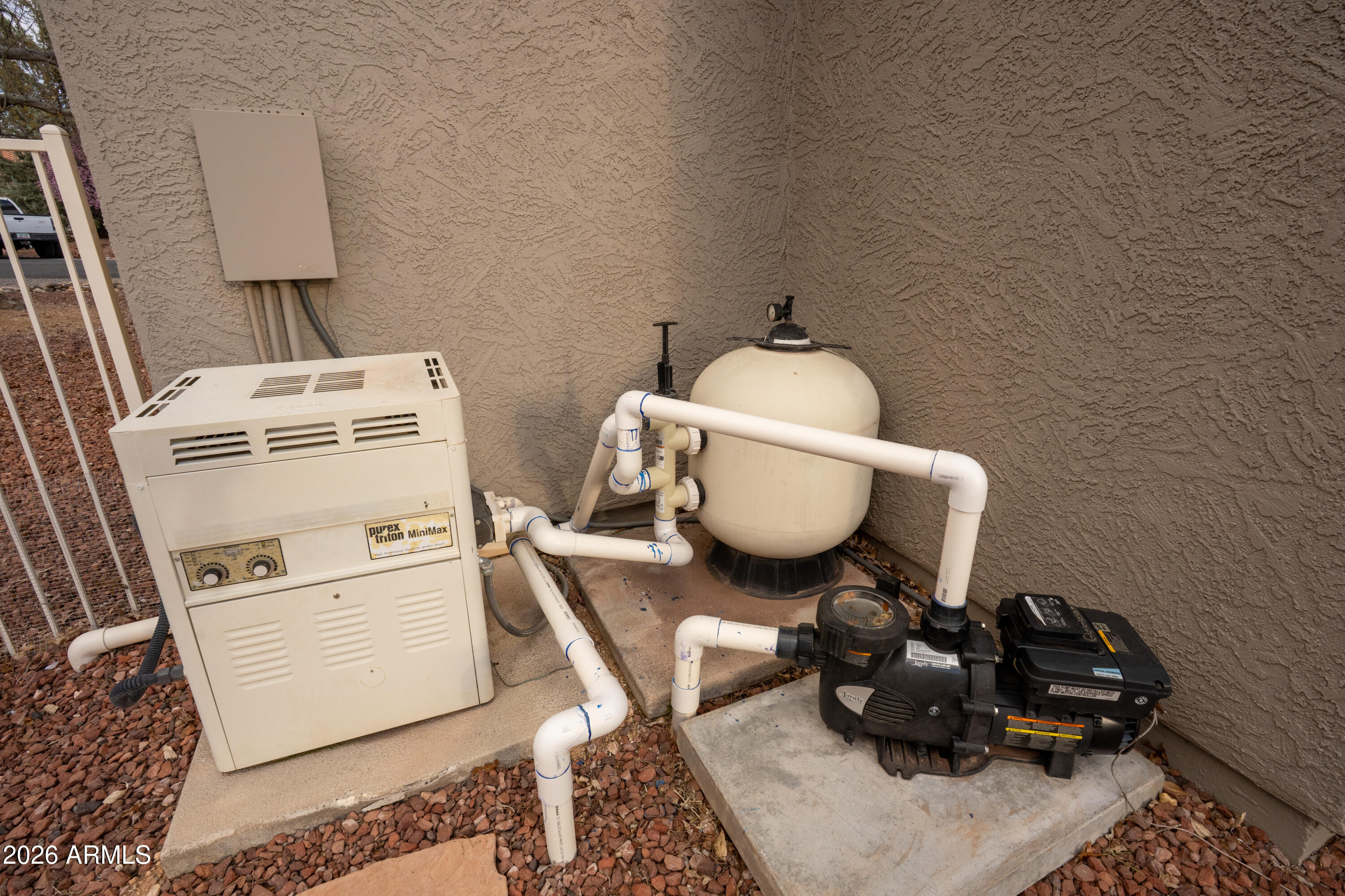 5320 Painted Desert Road Cornville, AZ 86325 - Photo 49 of 58 a room with a sink and a stove with wooden floor