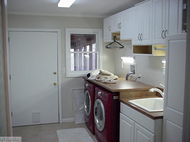 4627 Fuller Mill Road Thomasville, NC 27360 - Photo 6 of 13 Laundry Room.
