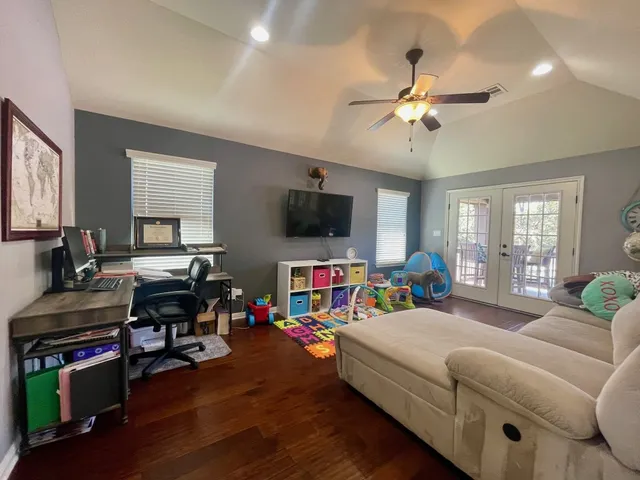 $3,500 | 205 Tierra Grande Court, Austin, TX 78732