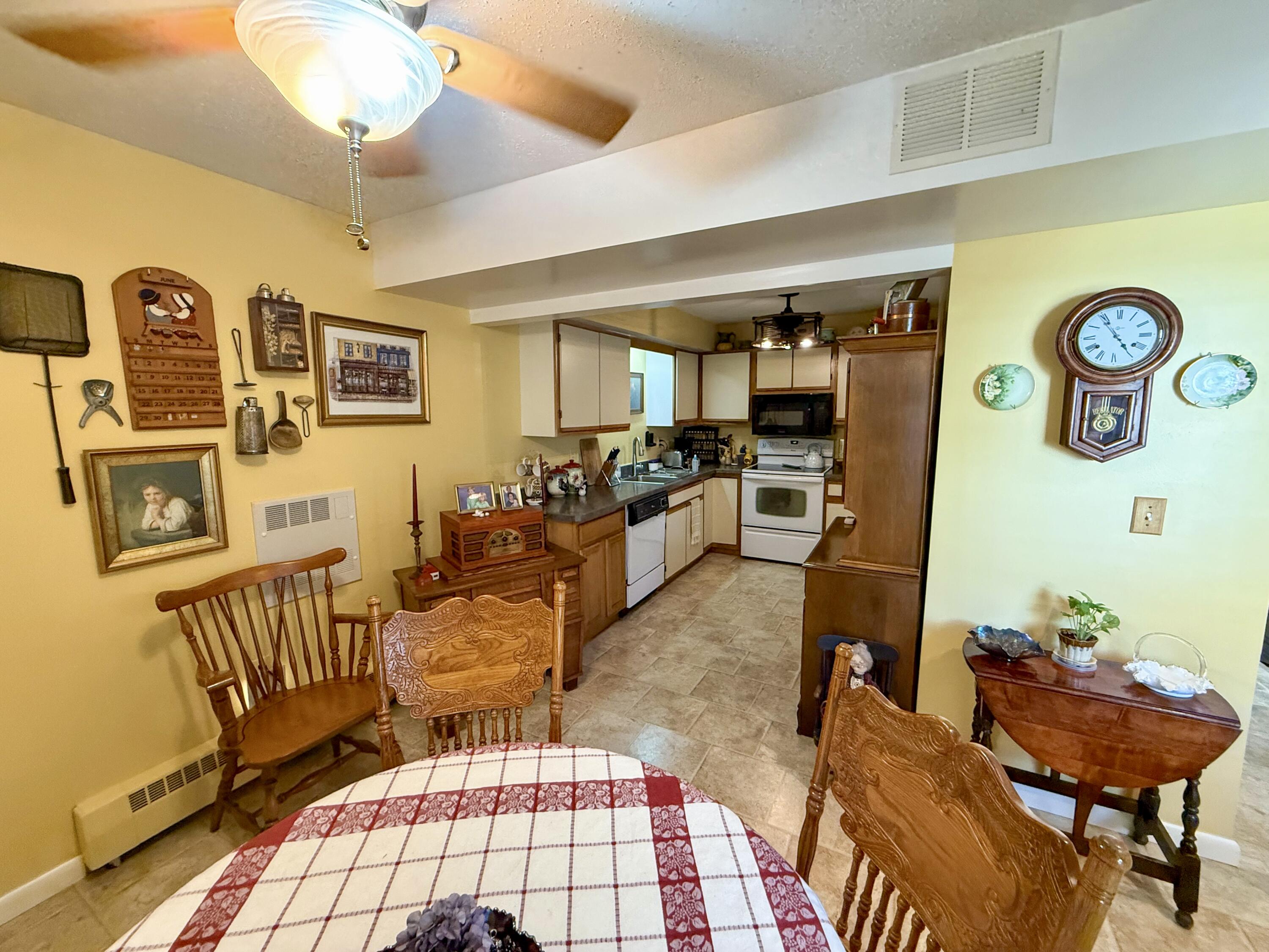 38 Maryland Road Plattsburgh, NY 12903 - Photo 6 of 16 Gallery Image 6