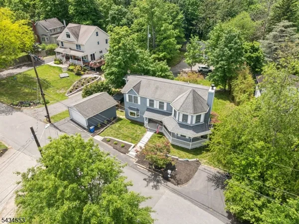 $889,000 | 10 Church Lane, Montville, NJ 07082