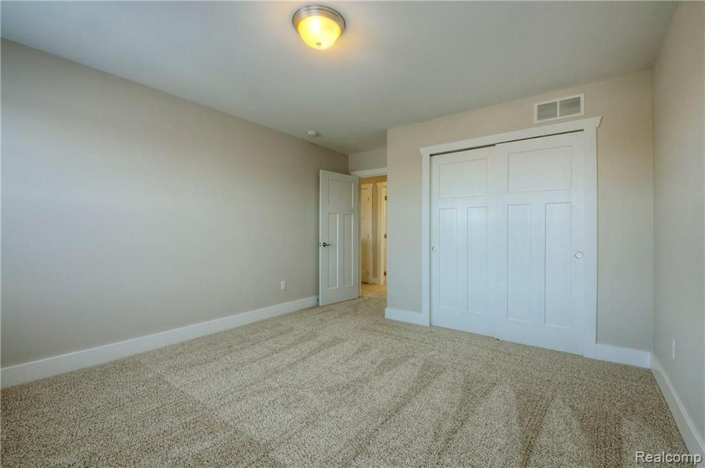 Tbd Tbd Walnut View Drive Pinckney, MI 48169 - Photo 27 of 39